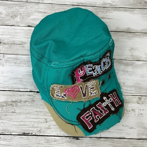 HAT SAVANNAH PATCH ARMY HAT “Peace, Love & faith - Picture 1 of 8